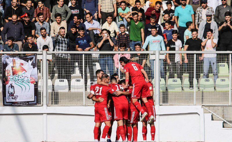 Tractor FC Triumphs Over Esteghlal FC